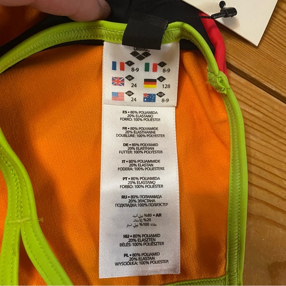 Arena Swimsuit, US 24, F 8-9 - Picture 8 of 9